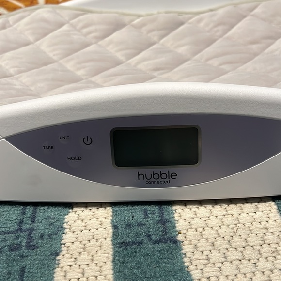 Hubble Grow Baby Scale with Bluetooth - Picture 3 of 5